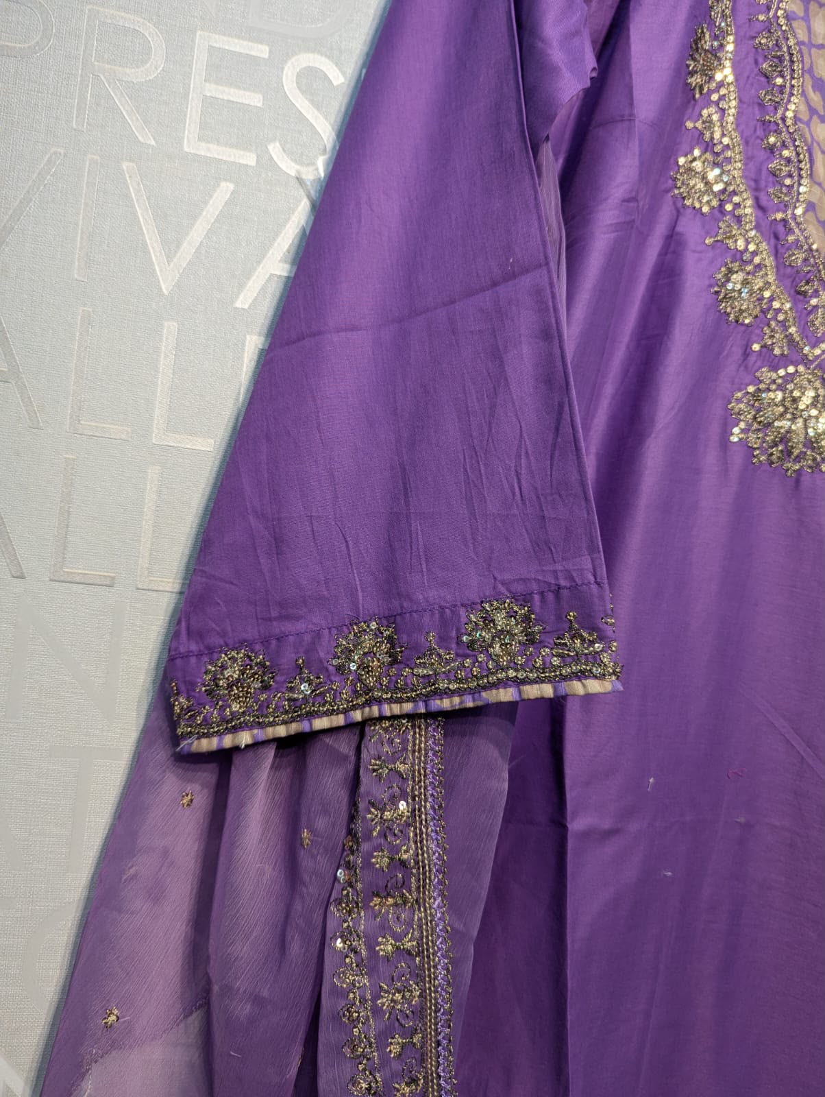 DASHT FARSHI SERIES | 3 PIECE SUIT