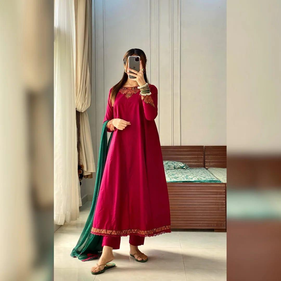 NAQOOSH Inspired Long Length Maxi – 3 Piece Semi Formal Suit
