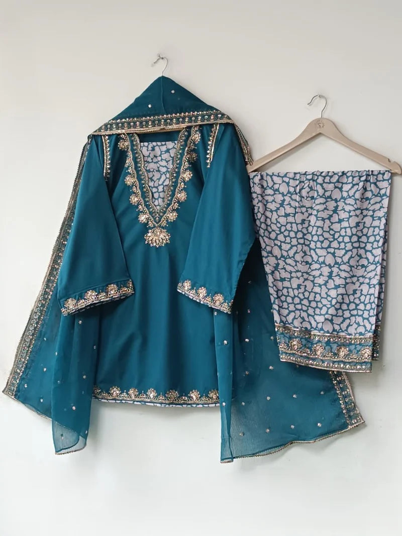 DASHT FARSHI SERIES | 3 PIECE SUIT