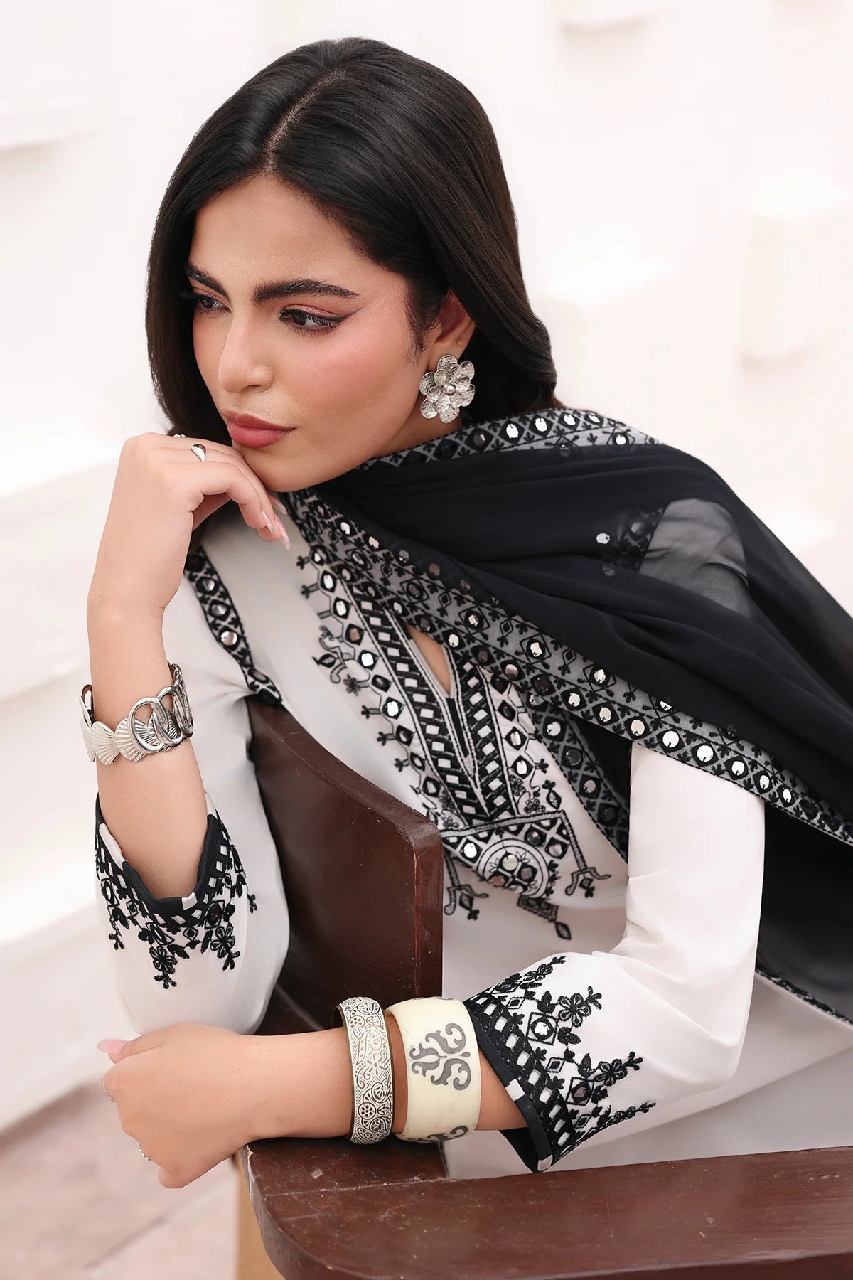CHARIZMA INSPIRED & BLACK & WHITE EMBROIDERED 3-PIECE SUIT