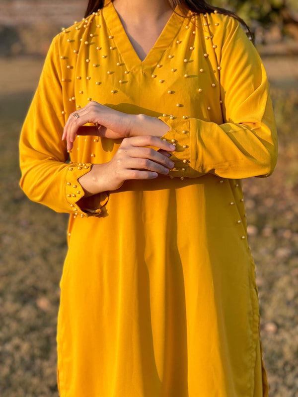 Price 1549/- ZUBIK PEARL GEORGET SUIT