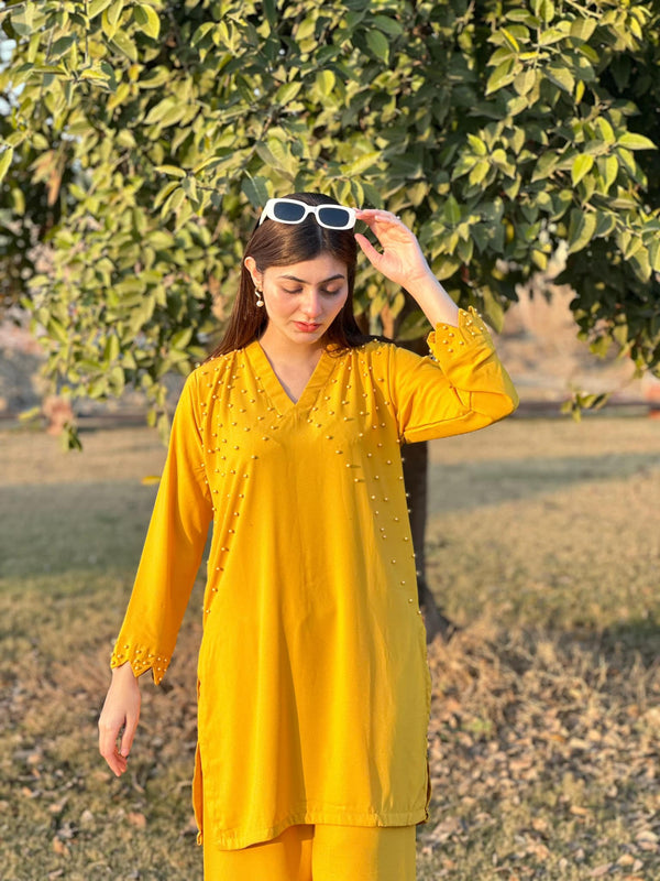 Price 1549/- ZUBIK PEARL GEORGET SUIT