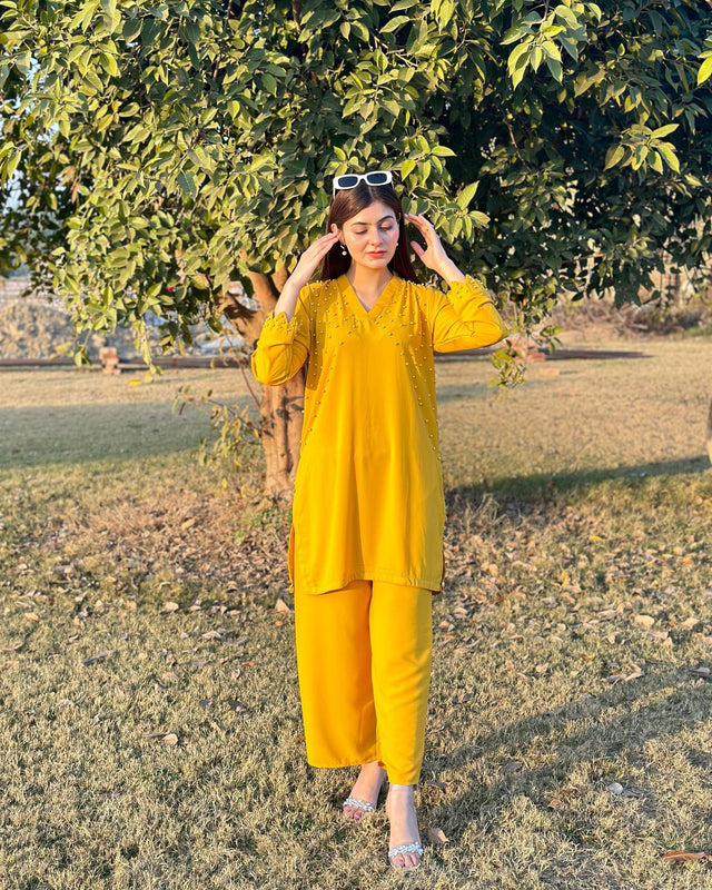 Price 1549/- ZUBIK PEARL GEORGET SUIT