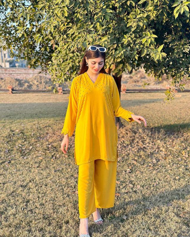 Price 1549/- ZUBIK PEARL GEORGET SUIT