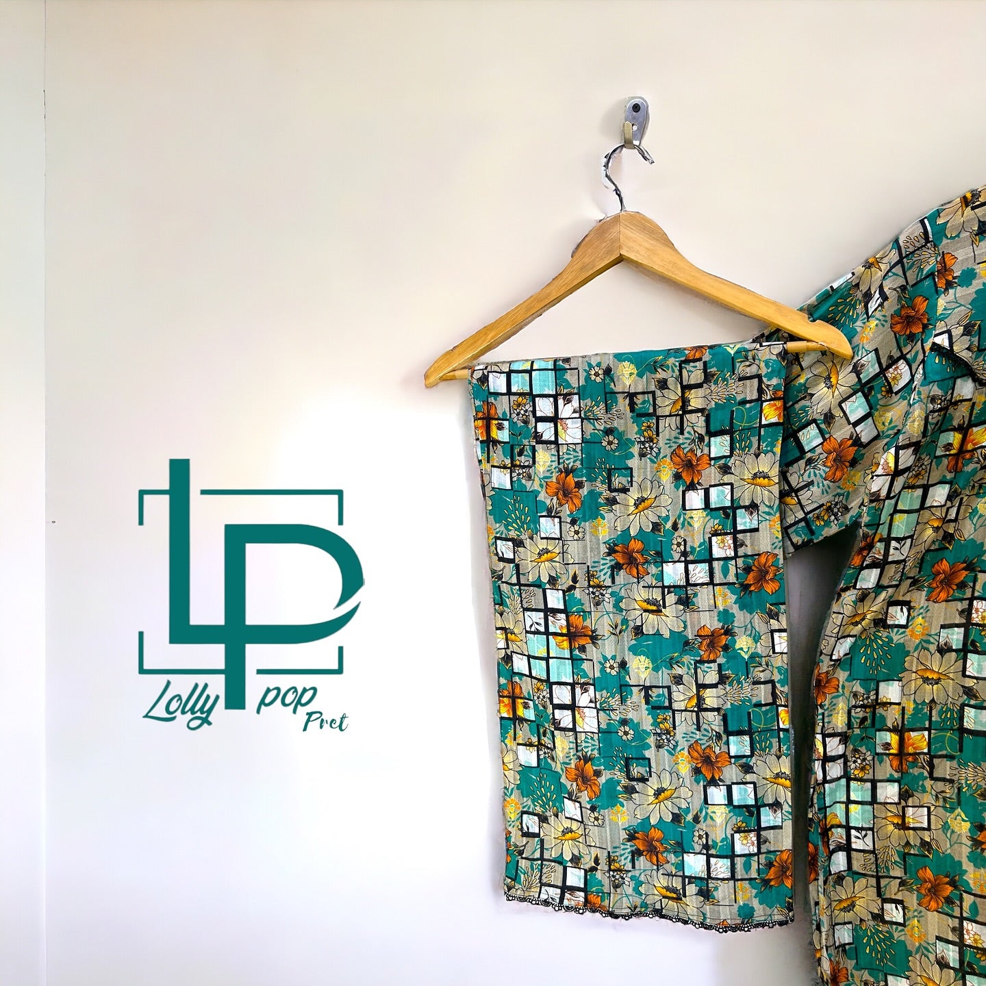 LP SAPHIRE WESTERN CO ORDS SET