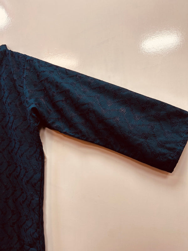 KN CHICKEN KARI MIRROR🧵PRICE 2149/-🧵شیشہ دستکاری