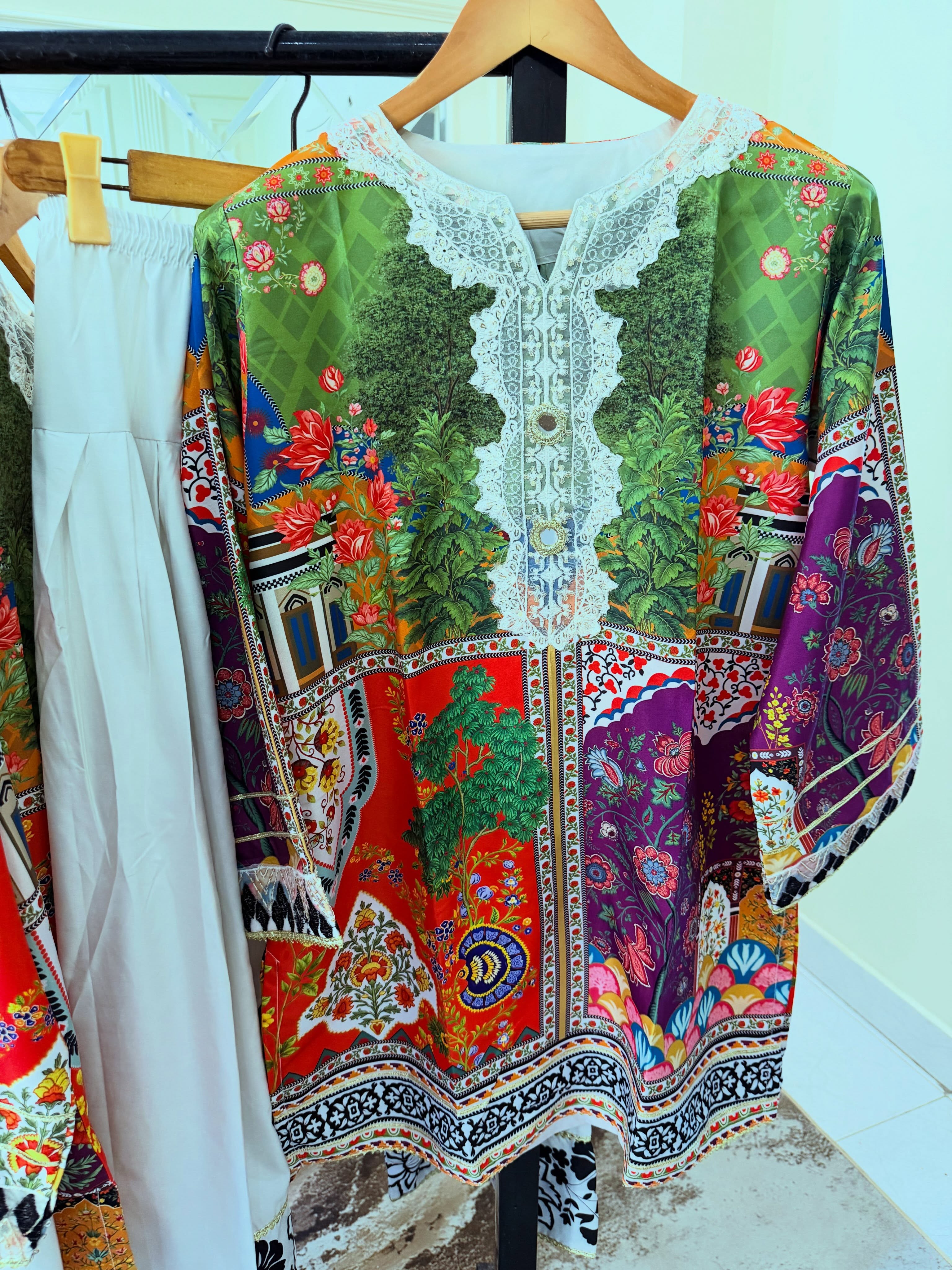 VANILLA_ICE (Ethnc Inspired) emb – 2 Piece Designer Suit