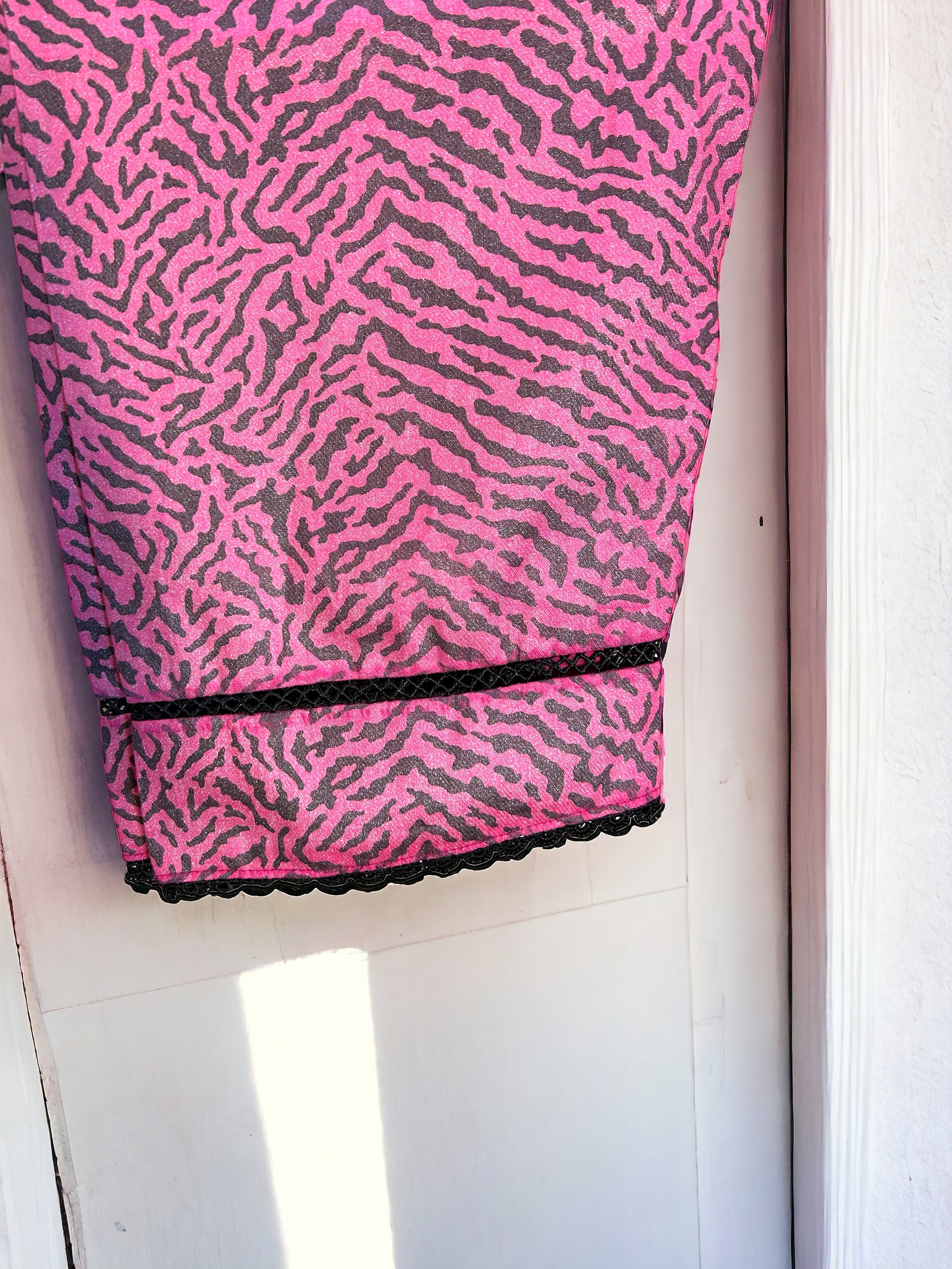 PRICE 1799/-《》🧵KN PINK ZEBRA DIGITAL🪡 زیبرا ڈیجیٹل🧵 || SELF JACQUARD