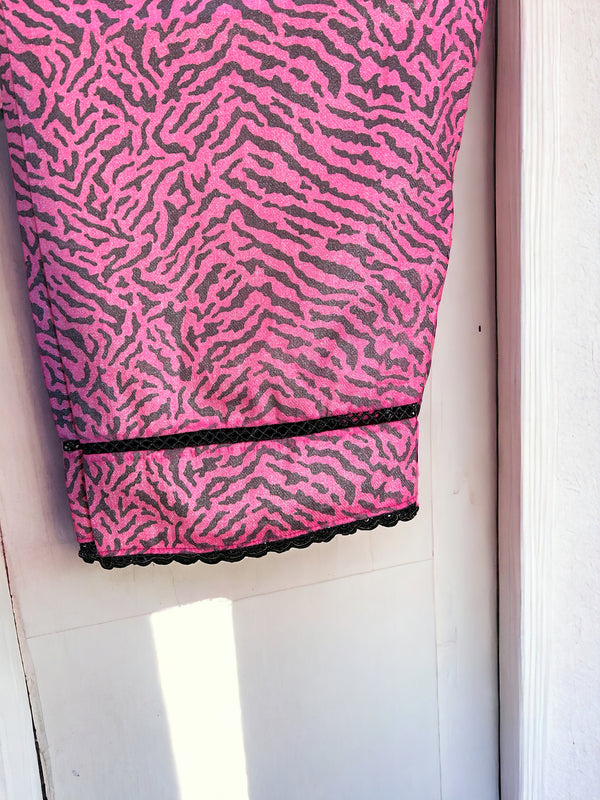 PRICE 1799/-《》🧵KN PINK ZEBRA DIGITAL🪡 زیبرا ڈیجیٹل🧵 || SELF JACQUARD