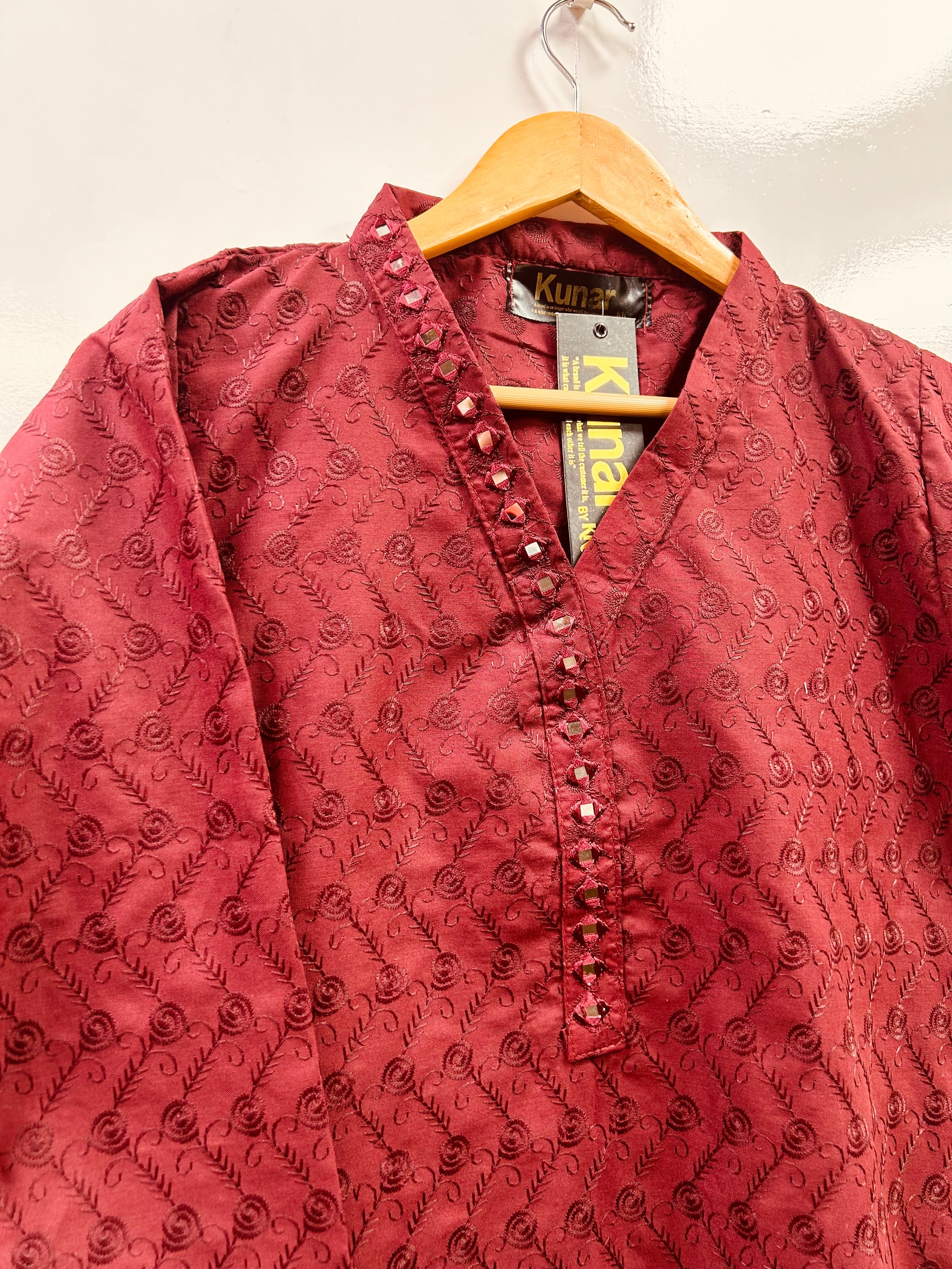 KN CHICKEN KARI MIRROR🧵PRICE 2149/-🧵شیشہ دستکاری