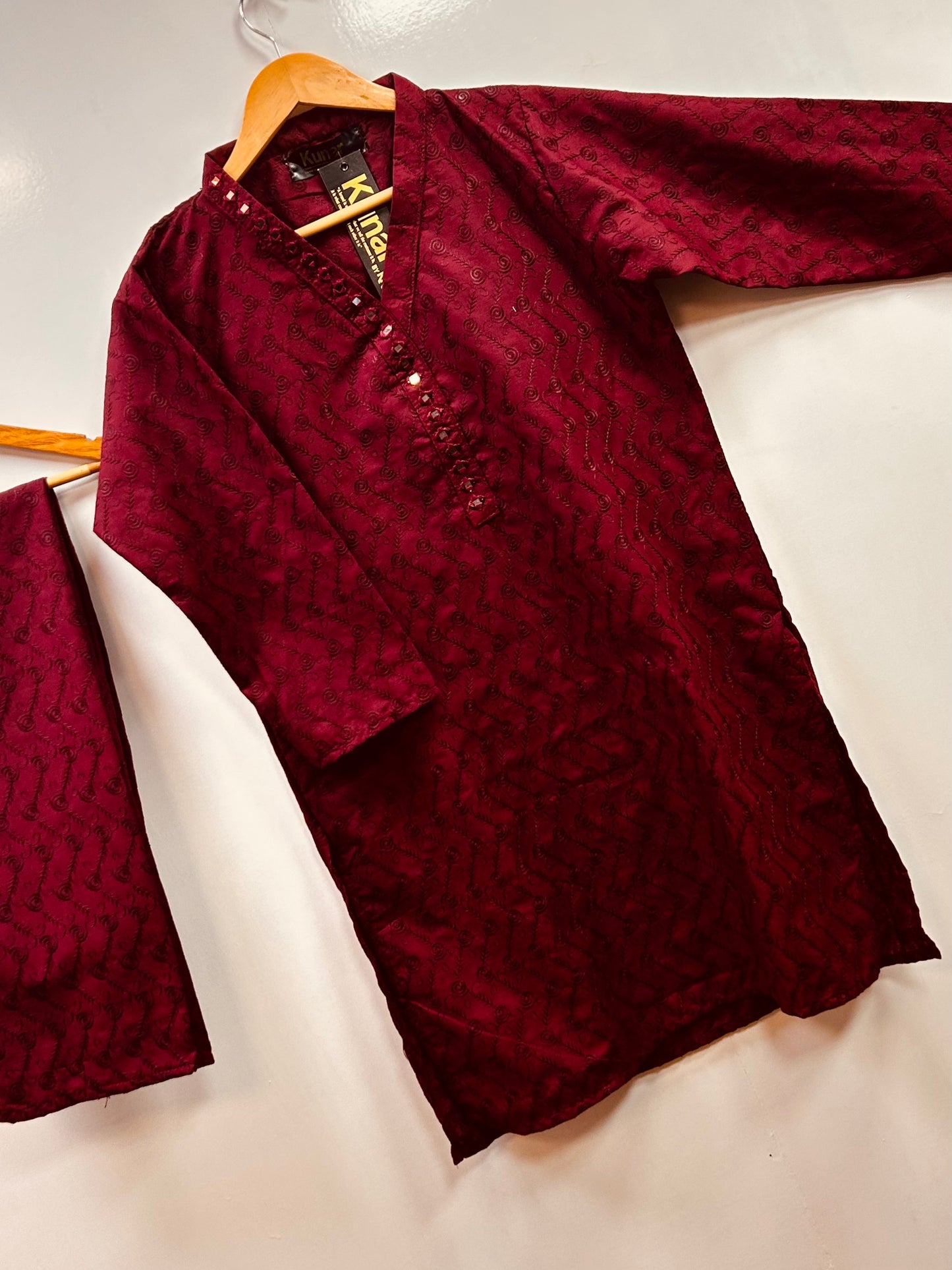 KN CHICKEN KARI MIRROR🧵PRICE 2149/-🧵شیشہ دستکاری