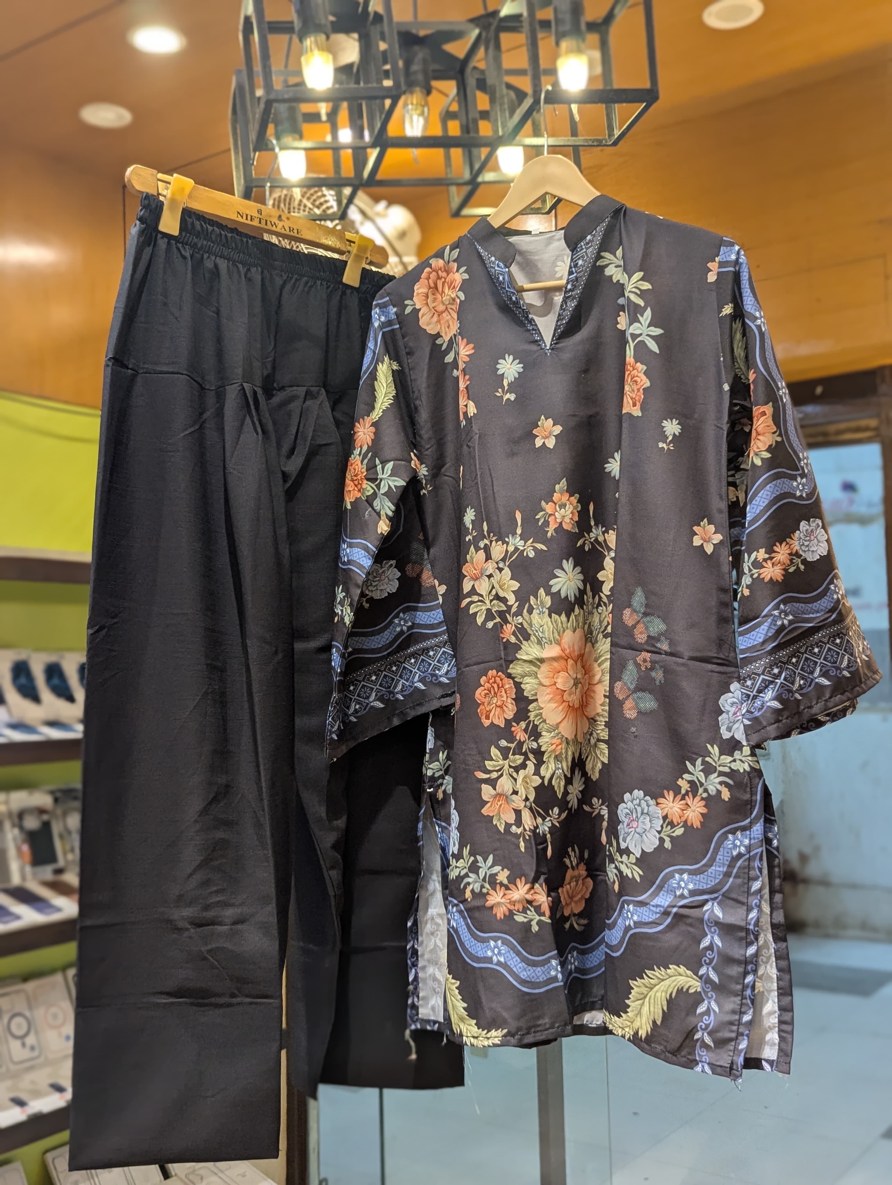 MUZANG FARSHI (Ethnc Inspired)  2 Piece Suit