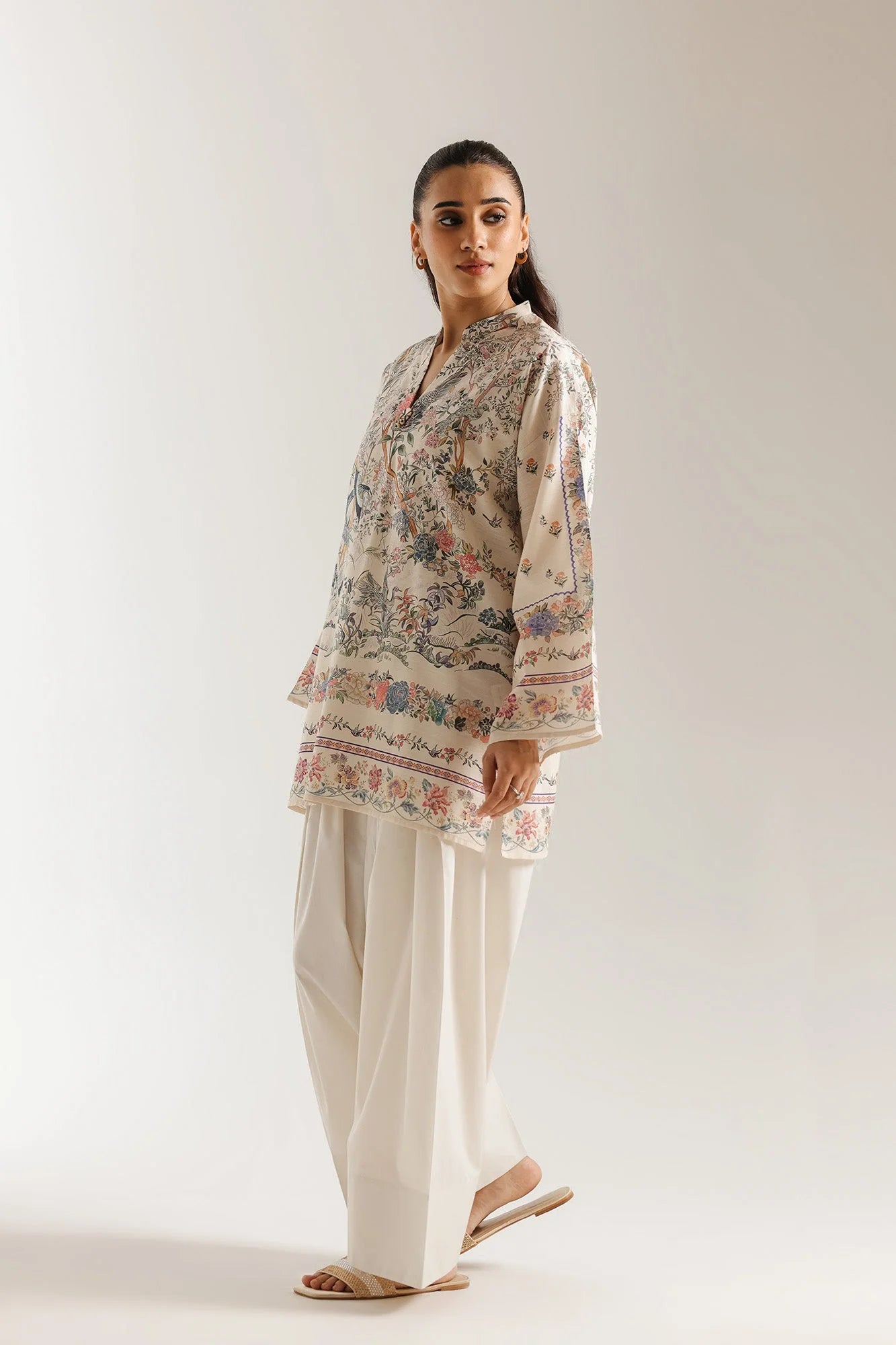 MUZANG FARSHI (Ethnic Inspired) – 2 Piece Suit