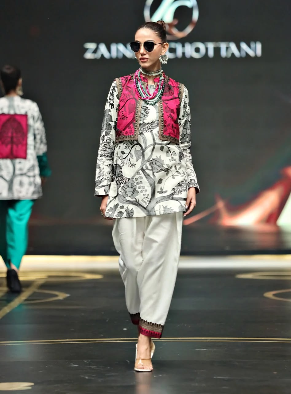 FIHA INSPIRED BY ZAINAB CHOTTANI | KOTI 3-PIECE CO-ORD SET