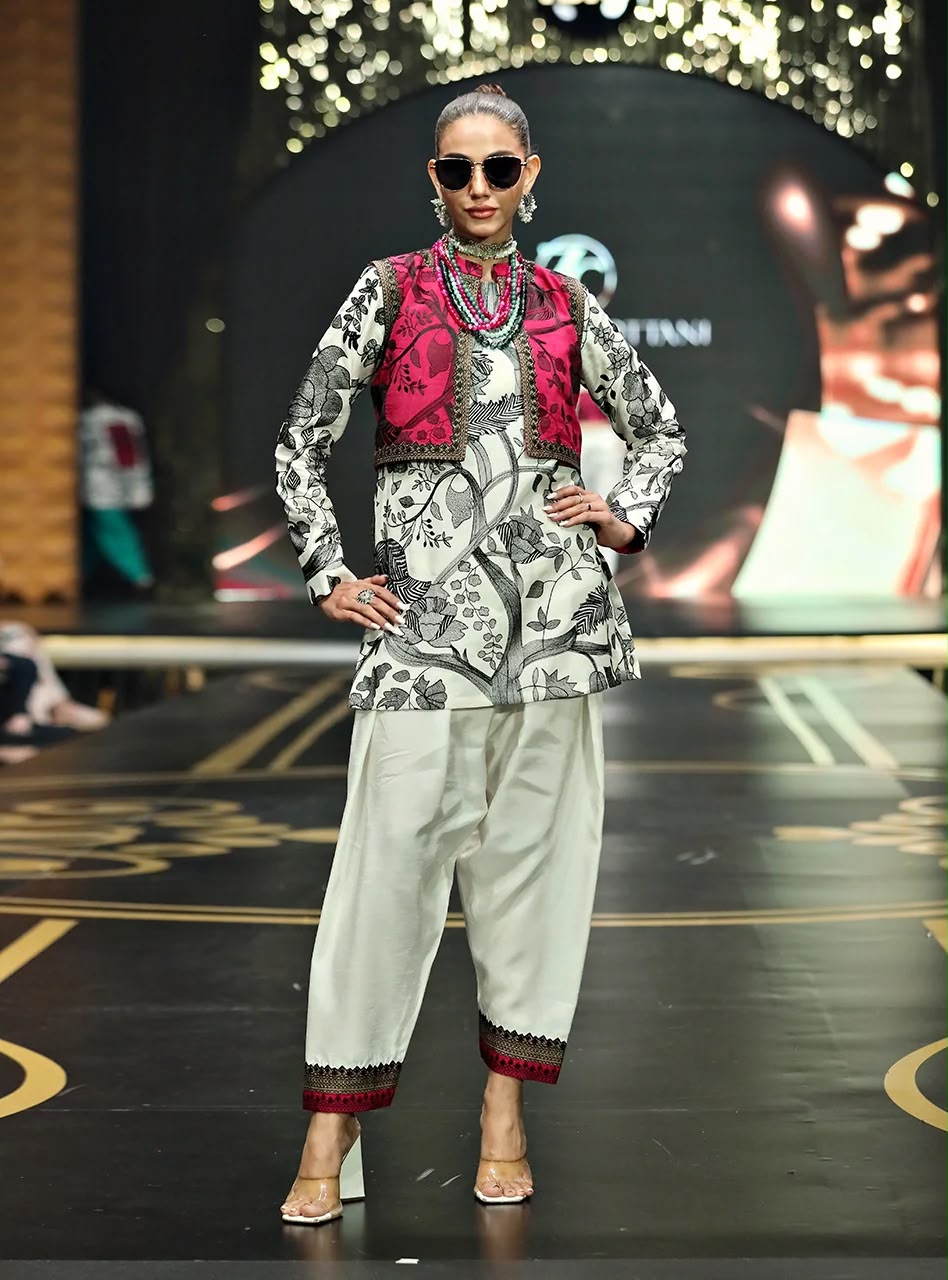 FIHA INSPIRED BY ZAINAB CHOTTANI | KOTI 3-PIECE CO-ORD SET