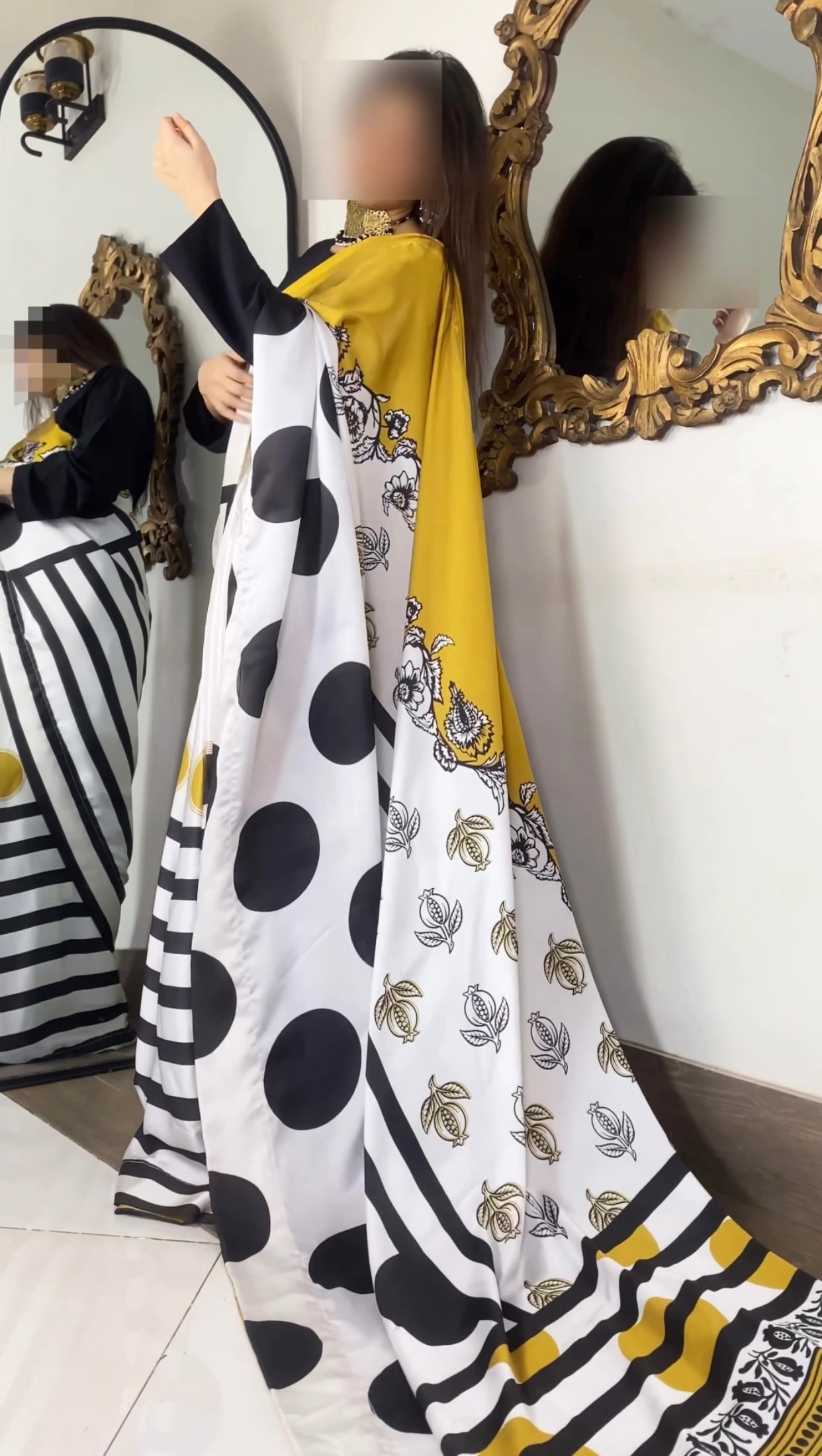 Samhil Top & Saree (3 Pc Set) ✨