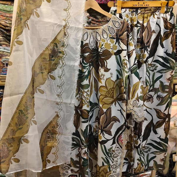 CUTWORKED ORGANZA EMB 3 PCS SUIT ✨