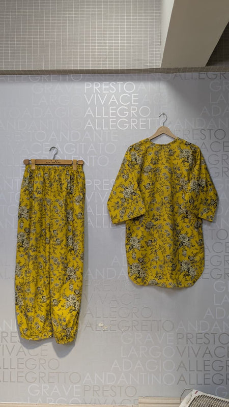 PRINTED 2 PCS SUIT WITH BALLOON PANTS ✨💛