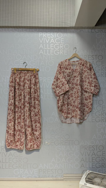 PRINTED 2 PCS SUIT WITH BALLOON PANTS ✨💛