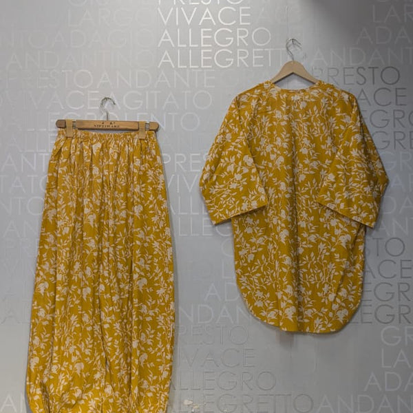 PRINTED 2 PCS SUIT WITH BALLOON PANTS ✨💛