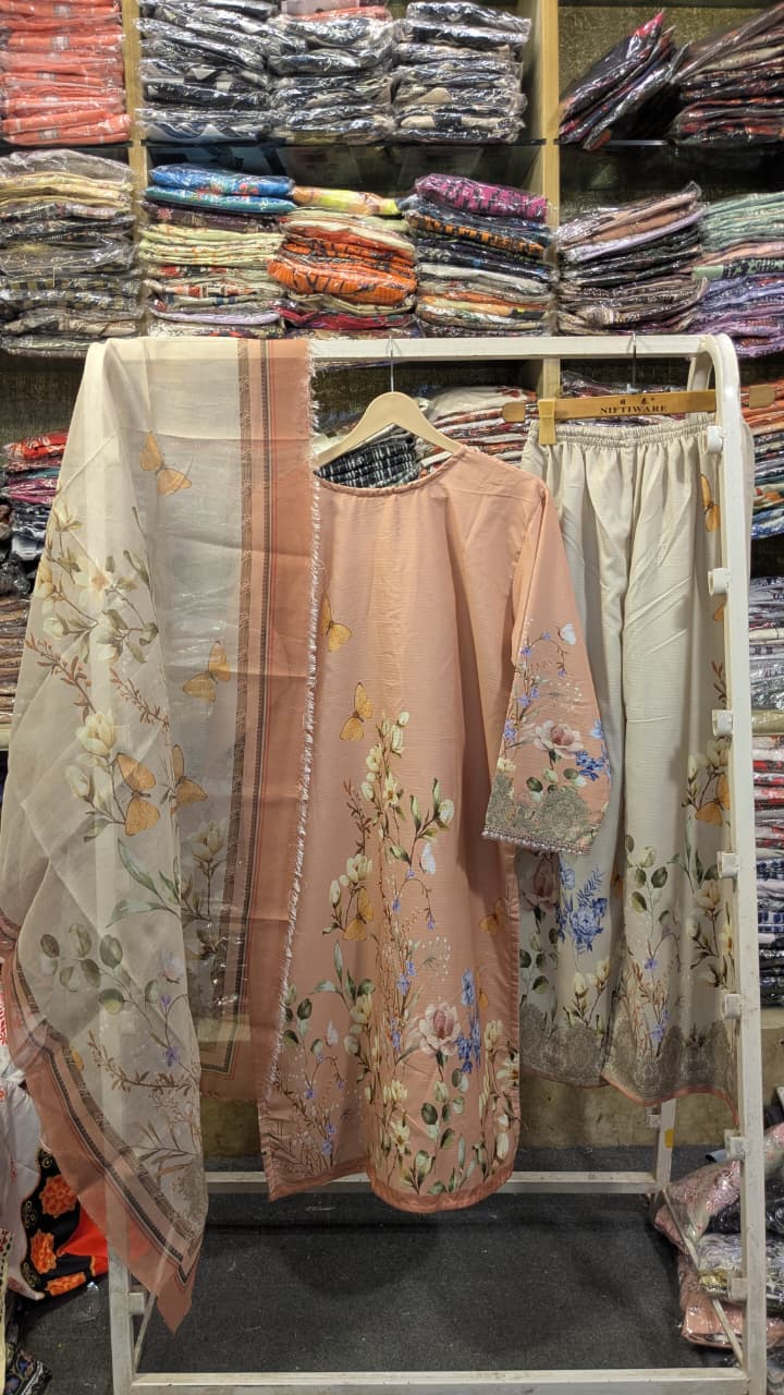MARIA B INSPIRED HANDWORK 3 PIECE SUIT ✨🌸