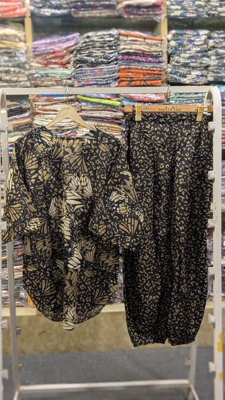 PRINTED 2 PCS SUIT WITH BALLOON PANTS ✨💛