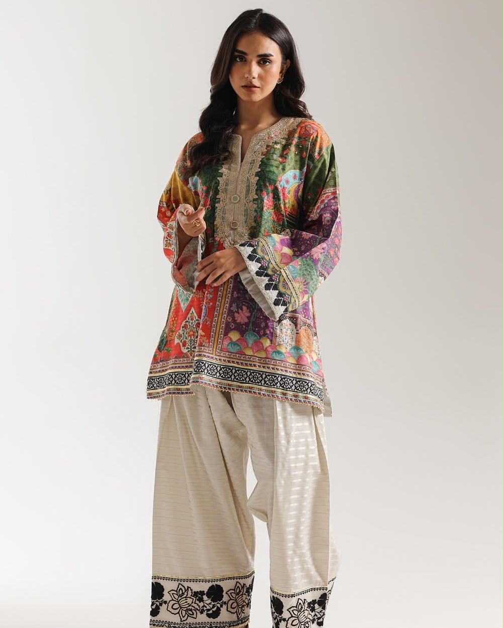 MUZANG FARSHI (Ethnic Inspired) – 2 Piece Suit