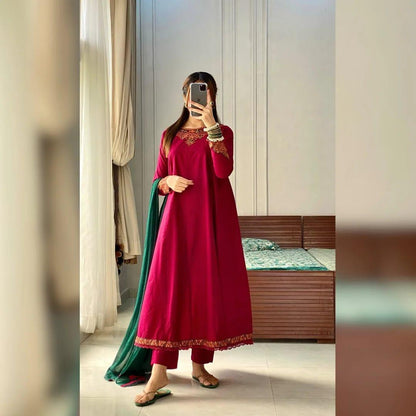 NAQOOSH Inspired Long Length Maxi – 3 Piece Semi Formal Suit