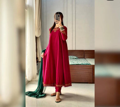 NAQOOSH Inspired Long Length Maxi – 3 Piece Semi Formal Suit