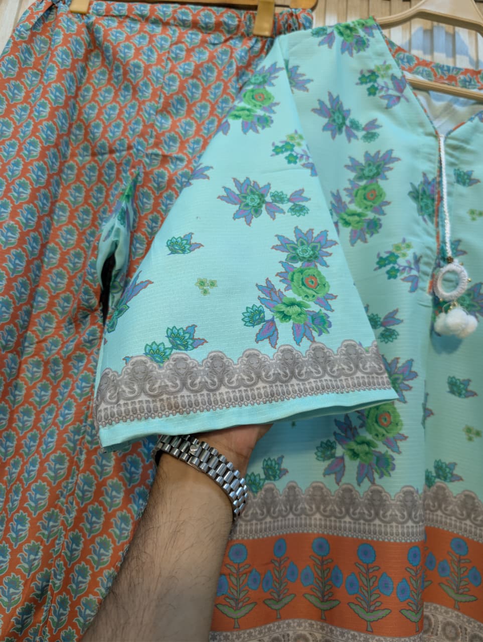 ✨ Inspired by Khaadi Khas Long Length 2-Piece Suit