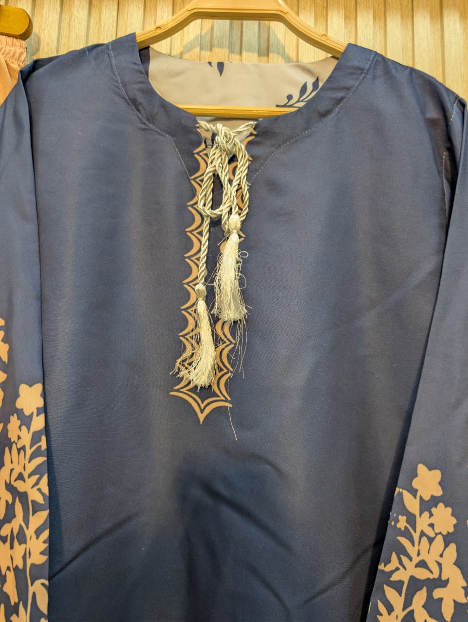 ETHNC INSPIRED RETRO – Farshi Shalwar 2 Piece Suit ✨