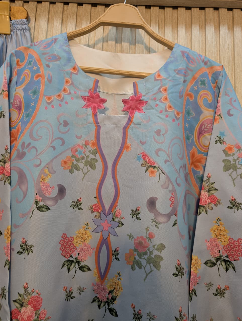 Ethnc Inspired Qudsi Shalwar Suit (For Summers)
