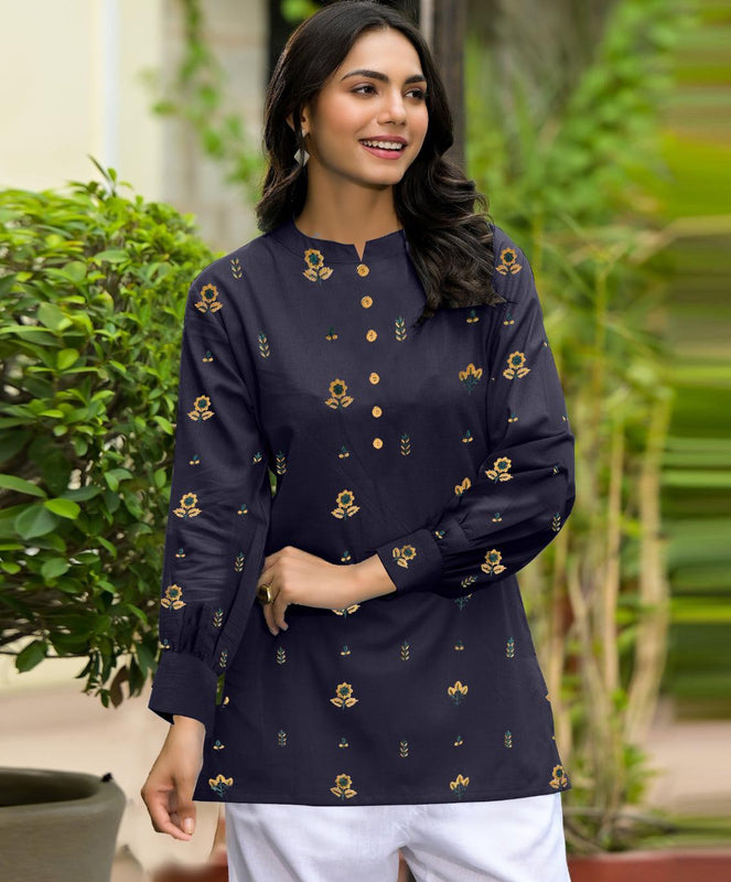 KN SHENORA II EMB TOP