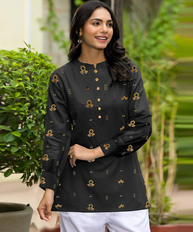 KN SHENORA II EMB TOP