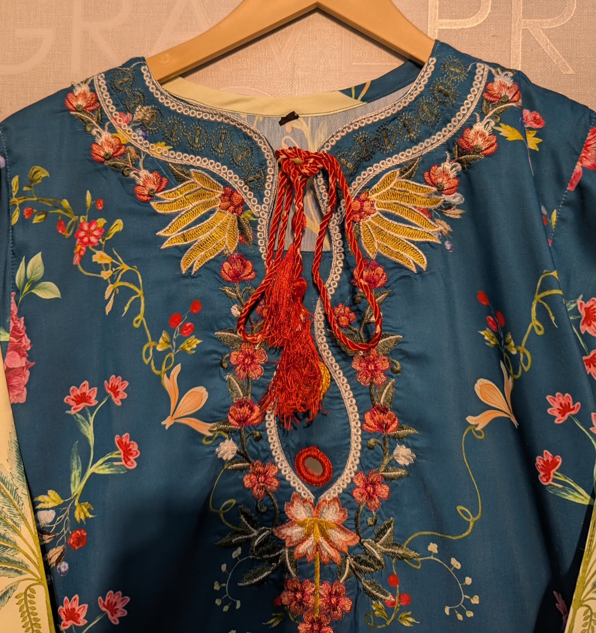 MUZANG FARSHI (Ethnic Inspired) ✨ 2 Piece Embroidered Suit