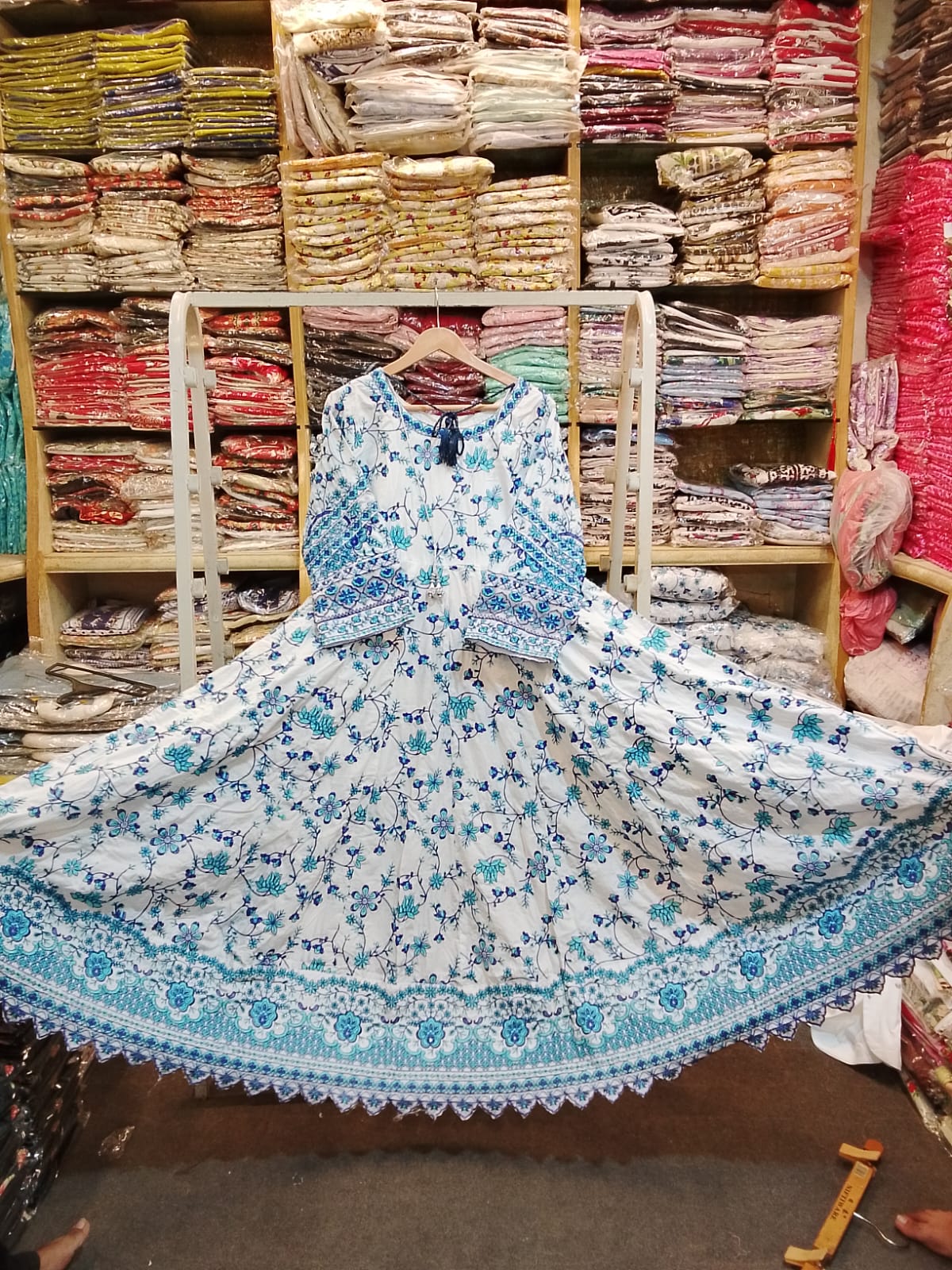 🌟 Faiza Saqlain Long Length | Most Viral Hania Amir Dress Maxi 🌟 EMBROIDERED MAXI & EMBROIDERY DUPATTA